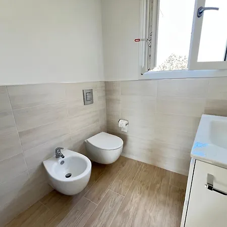 Self Check-in Apartment: Shuttle Stop & Scooter Holiday home Villasimius