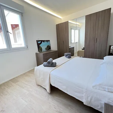 Self Check-in Apartment: Shuttle Stop & Scooter Holiday home