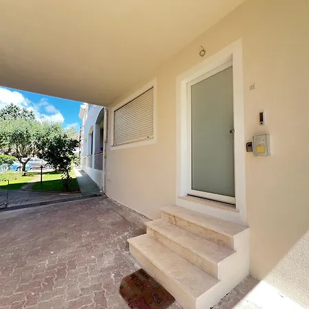 Self Check-in Apartment: Shuttle Stop & Scooter Villasimius
